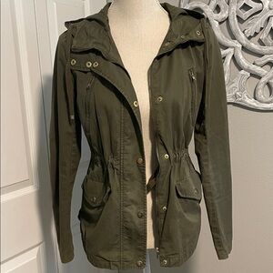 Love Tree Utility Jacket in Army Green
